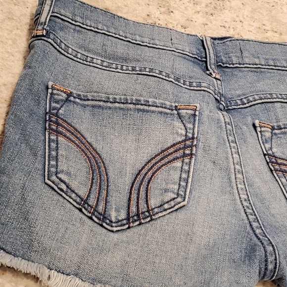 HOLLISTER Jean Shorts - Picture 6 of 6